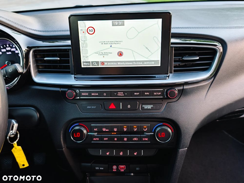 Kia Ceed 1.4 T-GDI L Business Line Plus - 33