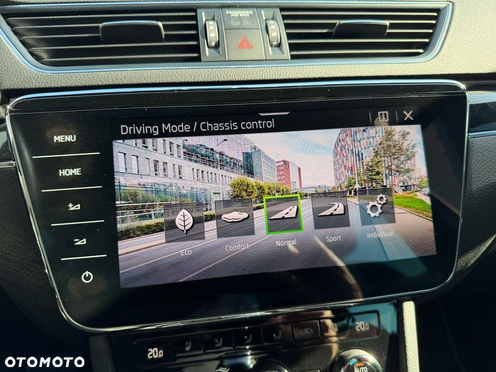 Skoda Superb 2.0 TDI SCR L&K DSG - 34
