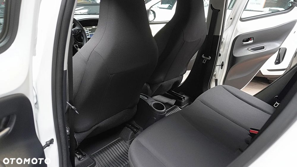 Toyota Aygo X - 17