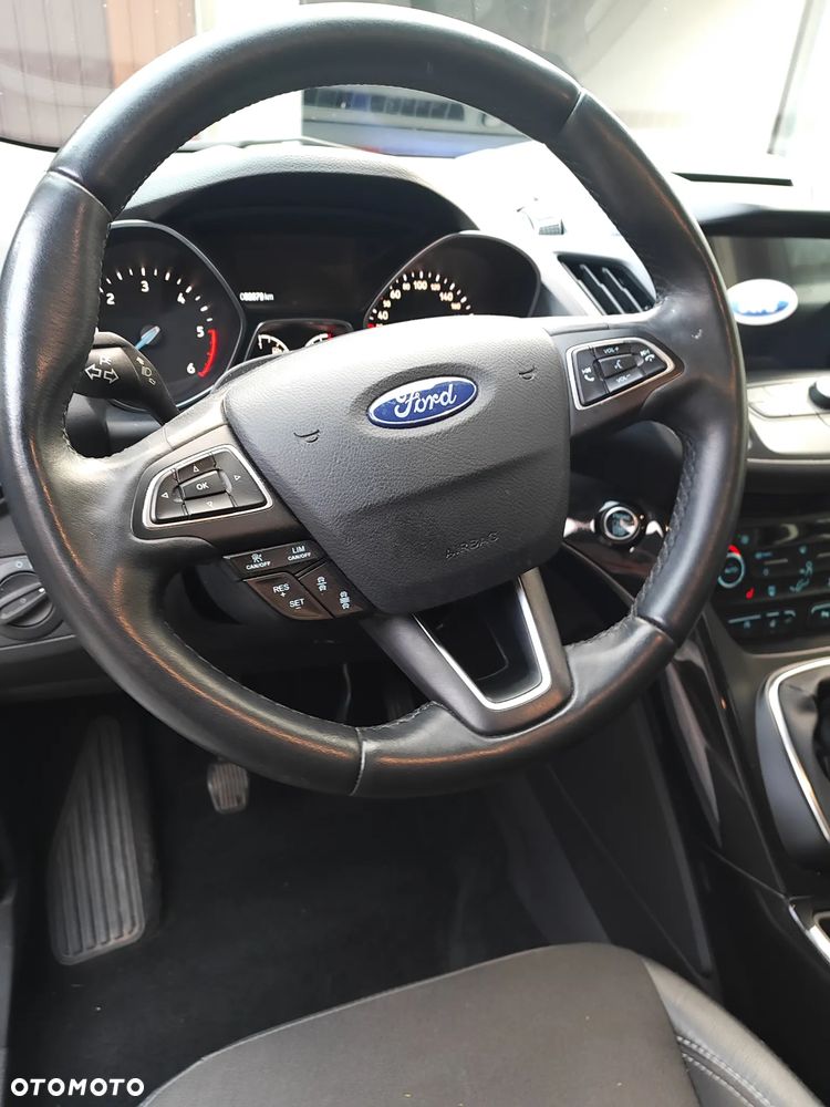 Ford Kuga 2.0 TDCi FWD Titanium - 14