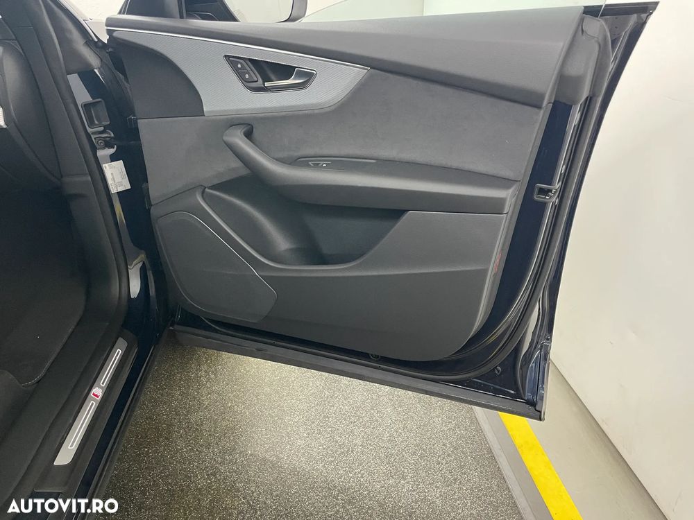 Audi Q8 SUV TFSI e quattro 290 kW tiptronic - 14