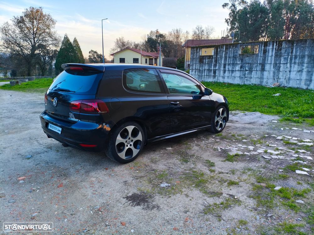 VW Golf 2.0 TDi Highline DSG - 3