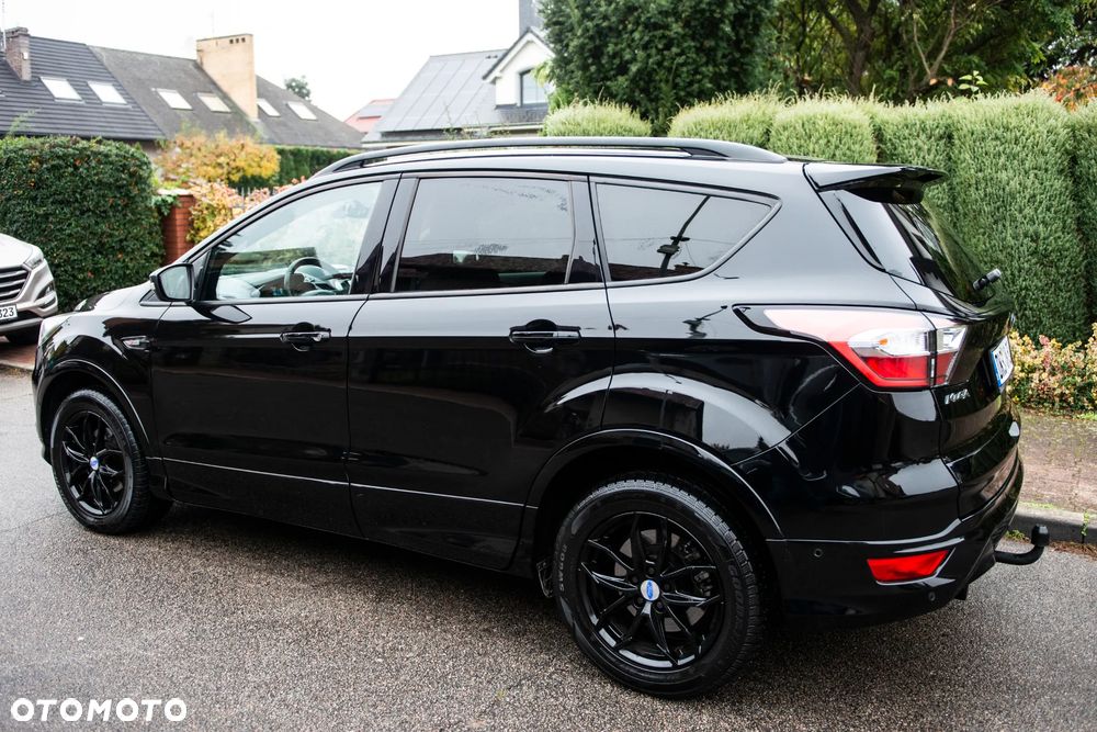 Ford Kuga 1.5 EcoBoost 2x4 ST-Line - 12