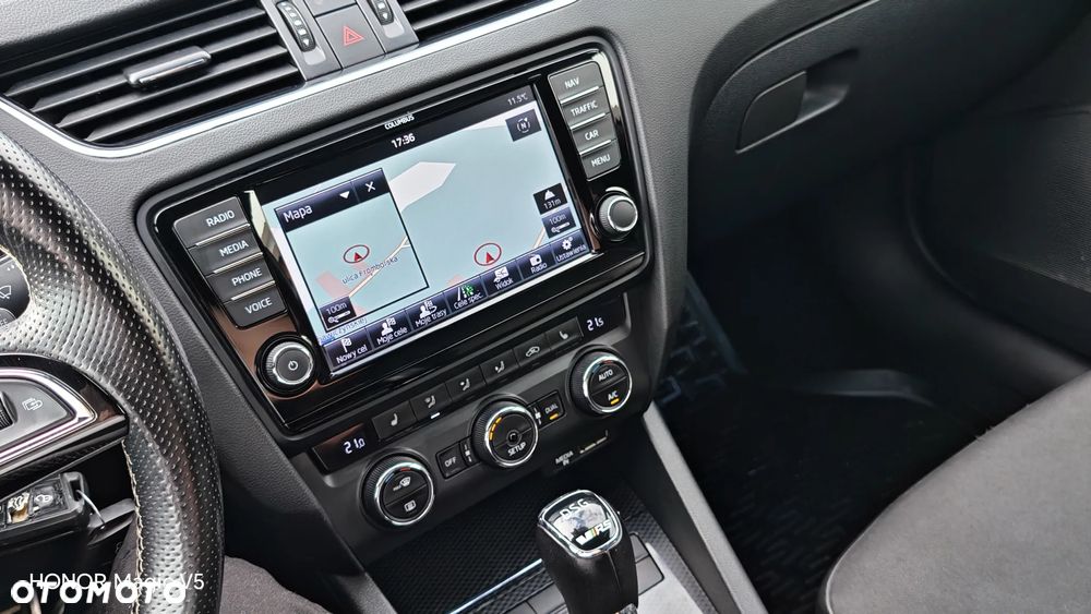Skoda Octavia 2.0 TDI DSG RS - 26