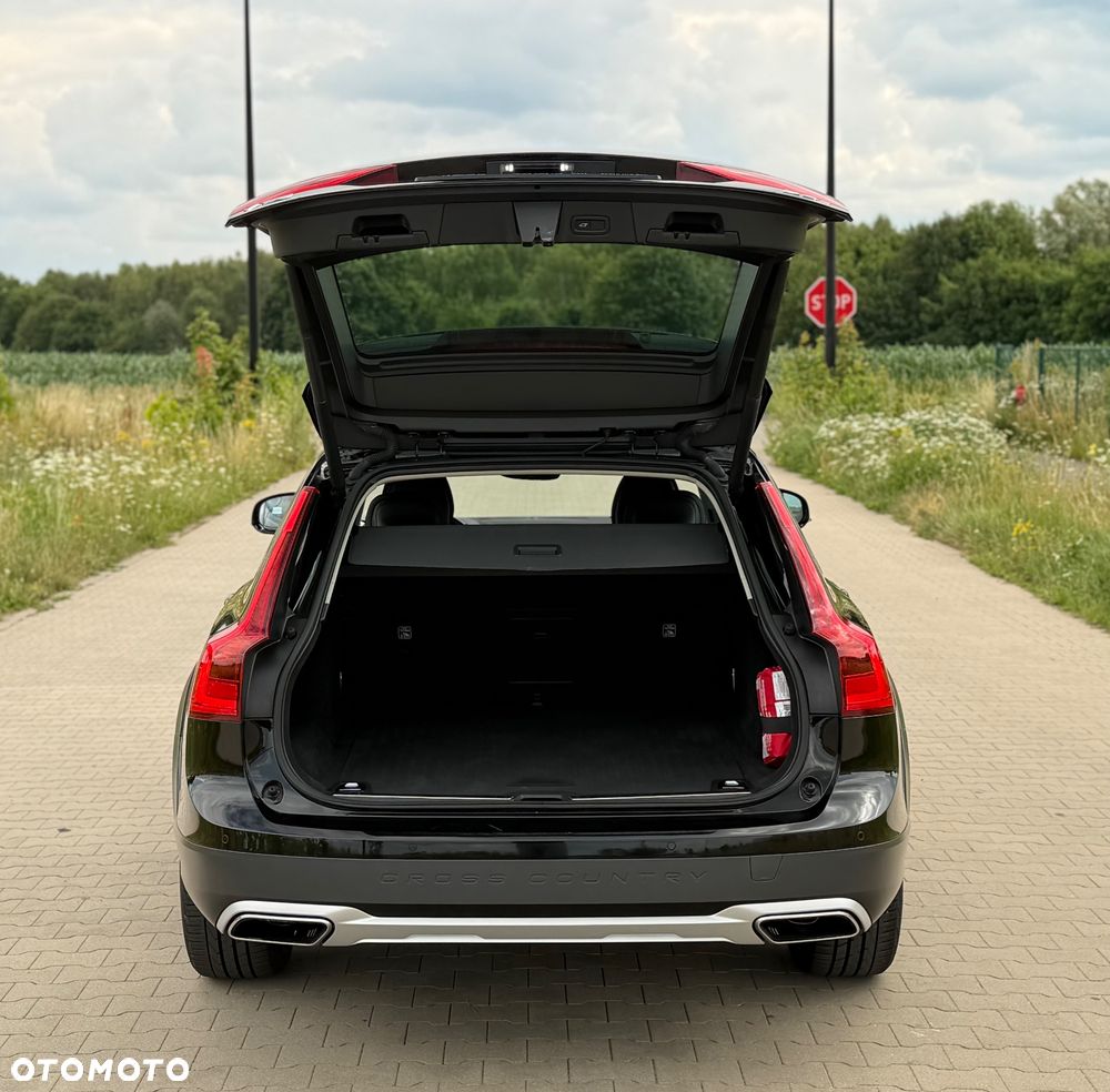 Volvo V90 Cross Country D4 AWD Geartronic Pro - 7