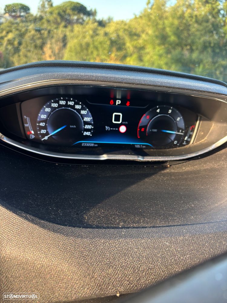 Peugeot 3008 - 8