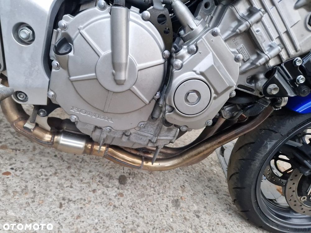 Honda Hornet - 16