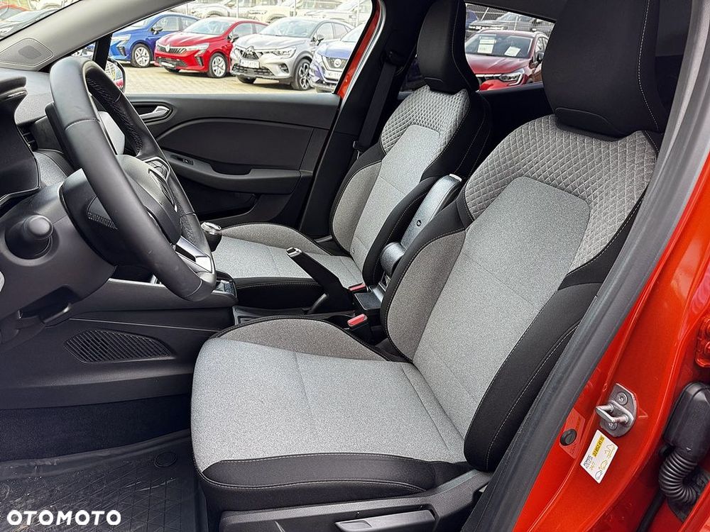 Renault Clio 1.0 TCe Evolution - 12