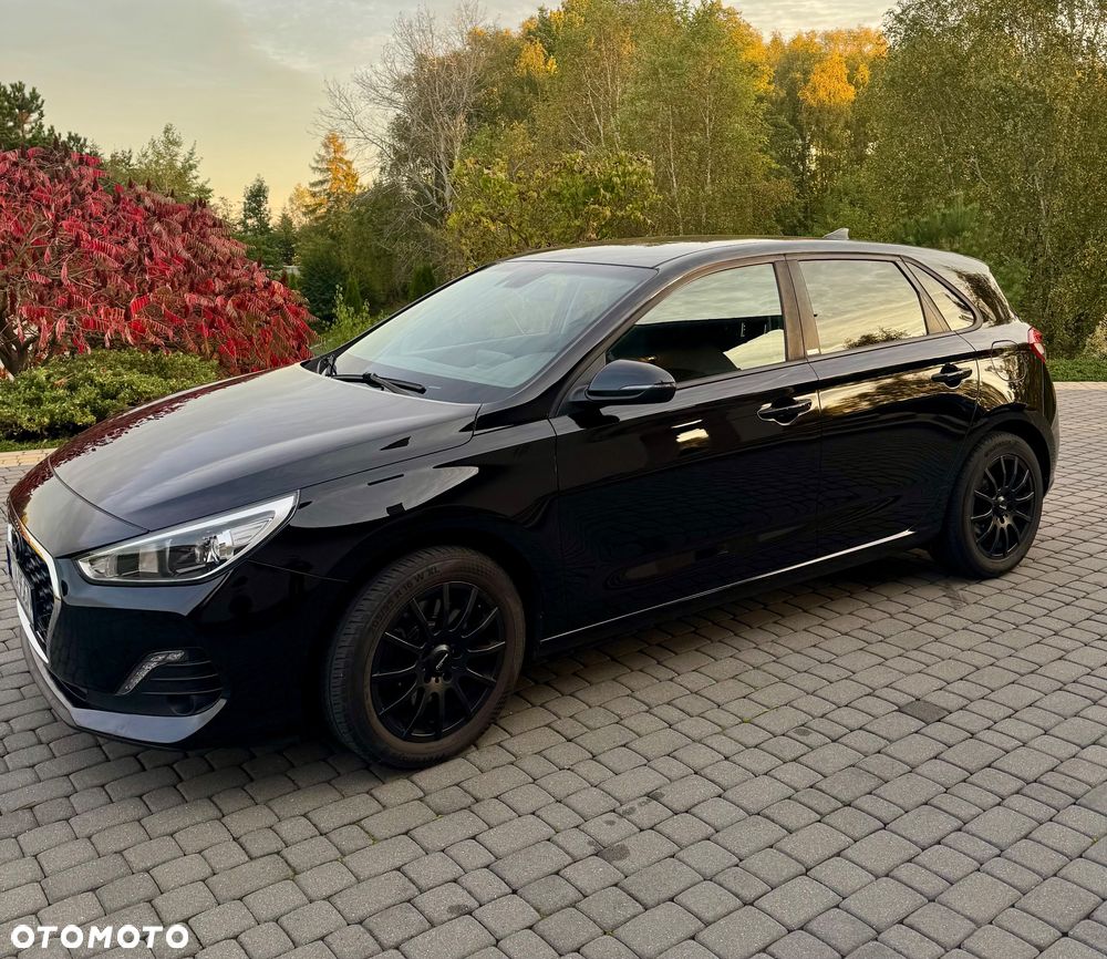 Hyundai i30 1.4 YES - 11