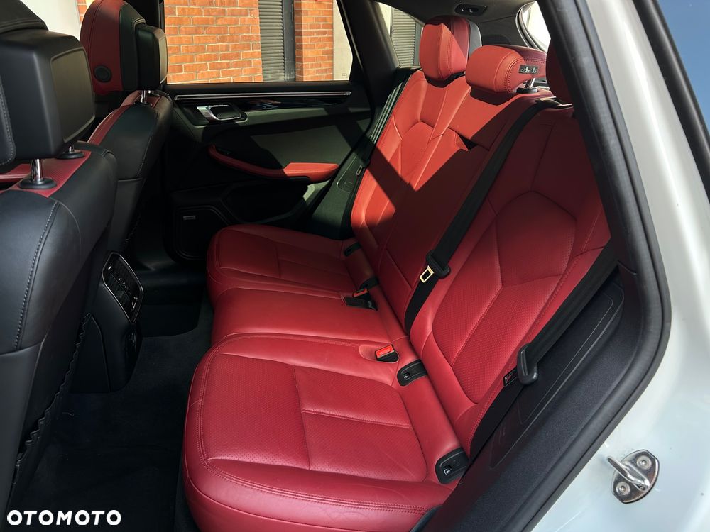 Porsche Macan PDK - 22