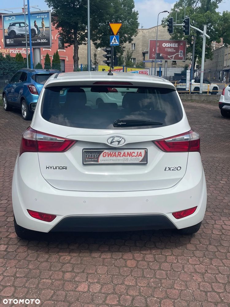 Hyundai ix20 1.4 blue - 7