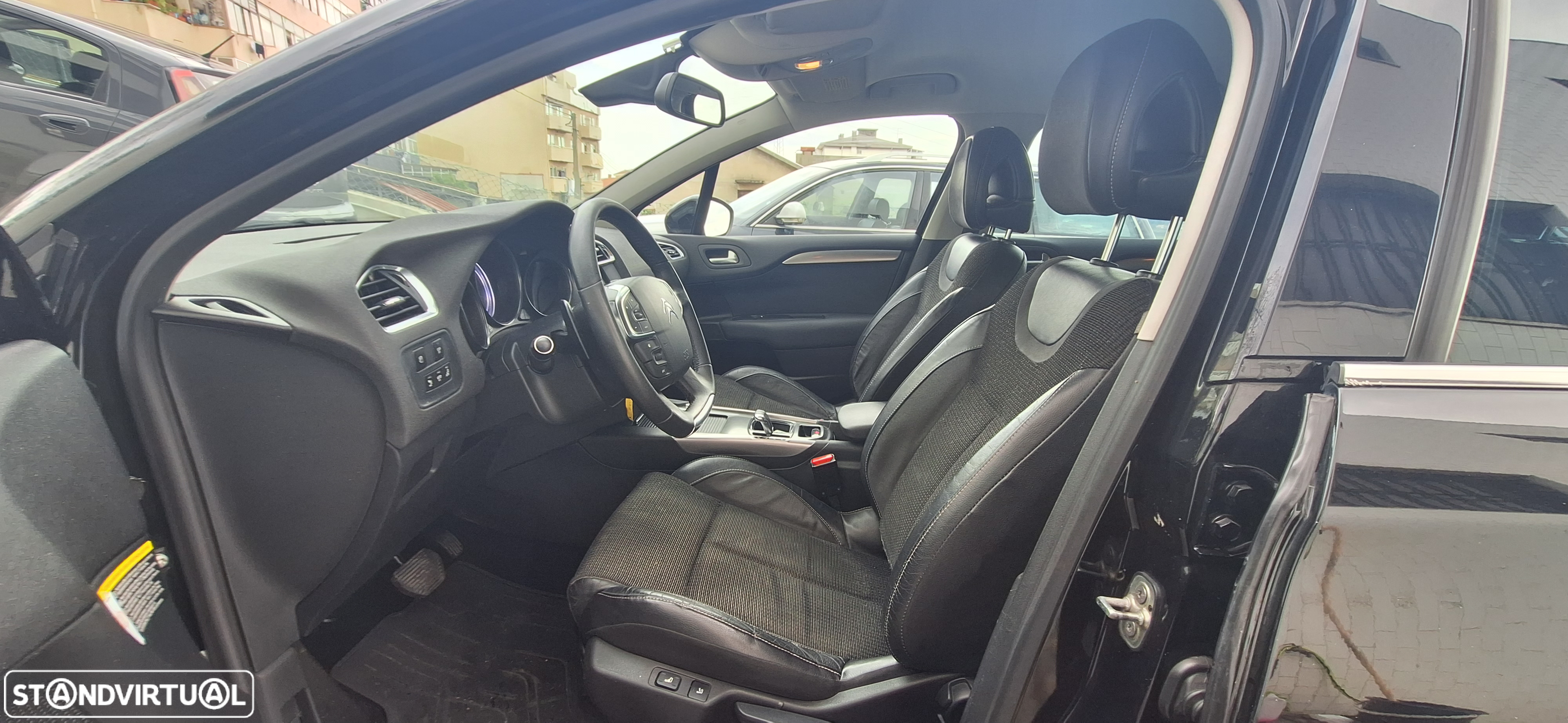 Citroën C4 1.6 e-HDi Exclusive CMP6 - 10