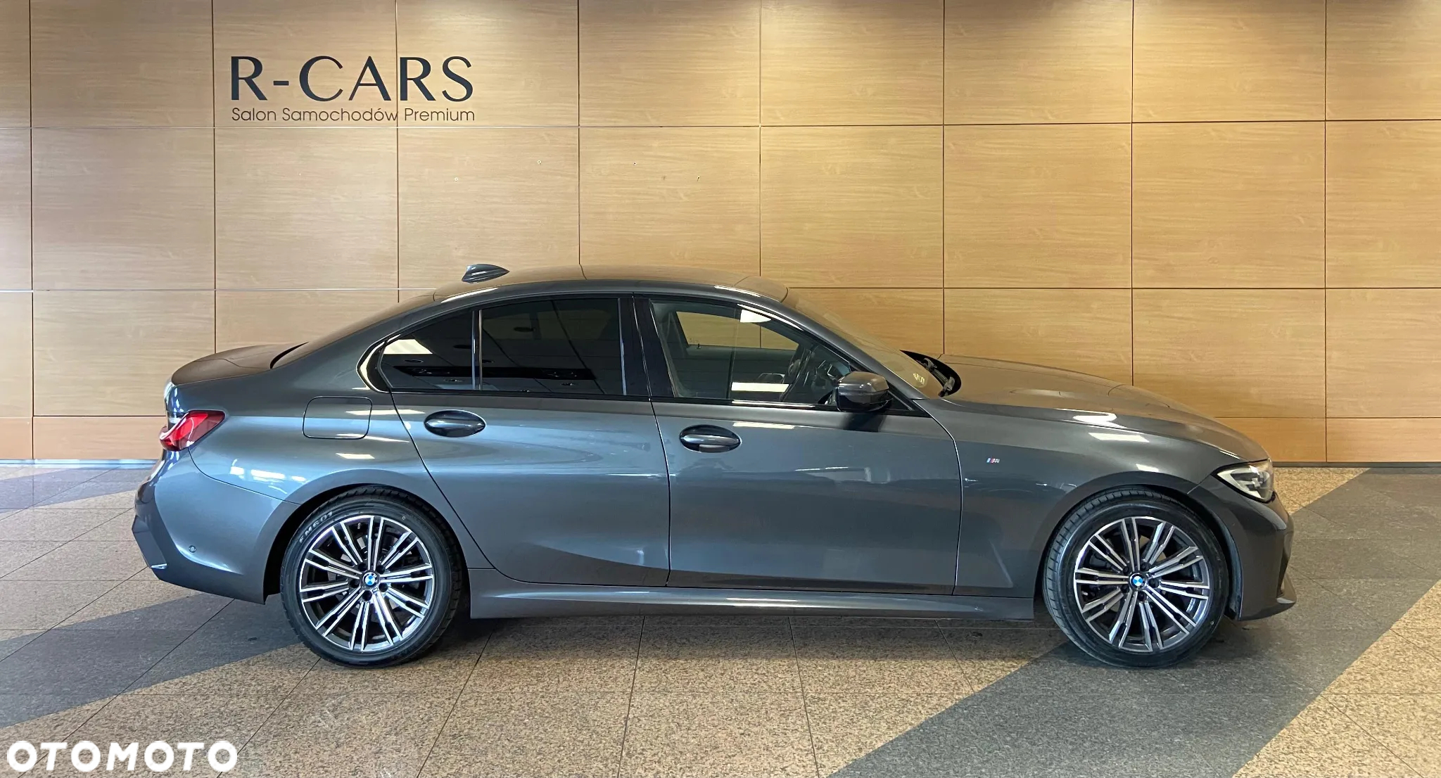 BMW Seria 3 320d M Sport - 2