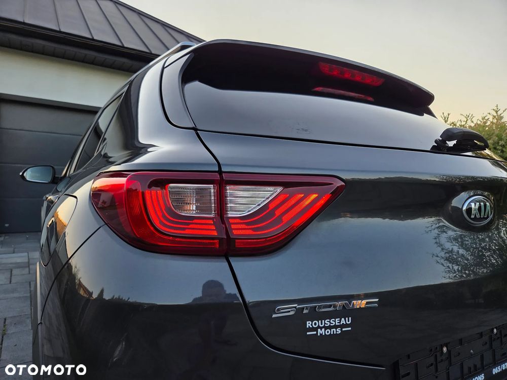 Kia Stonic 1.4 L - 5