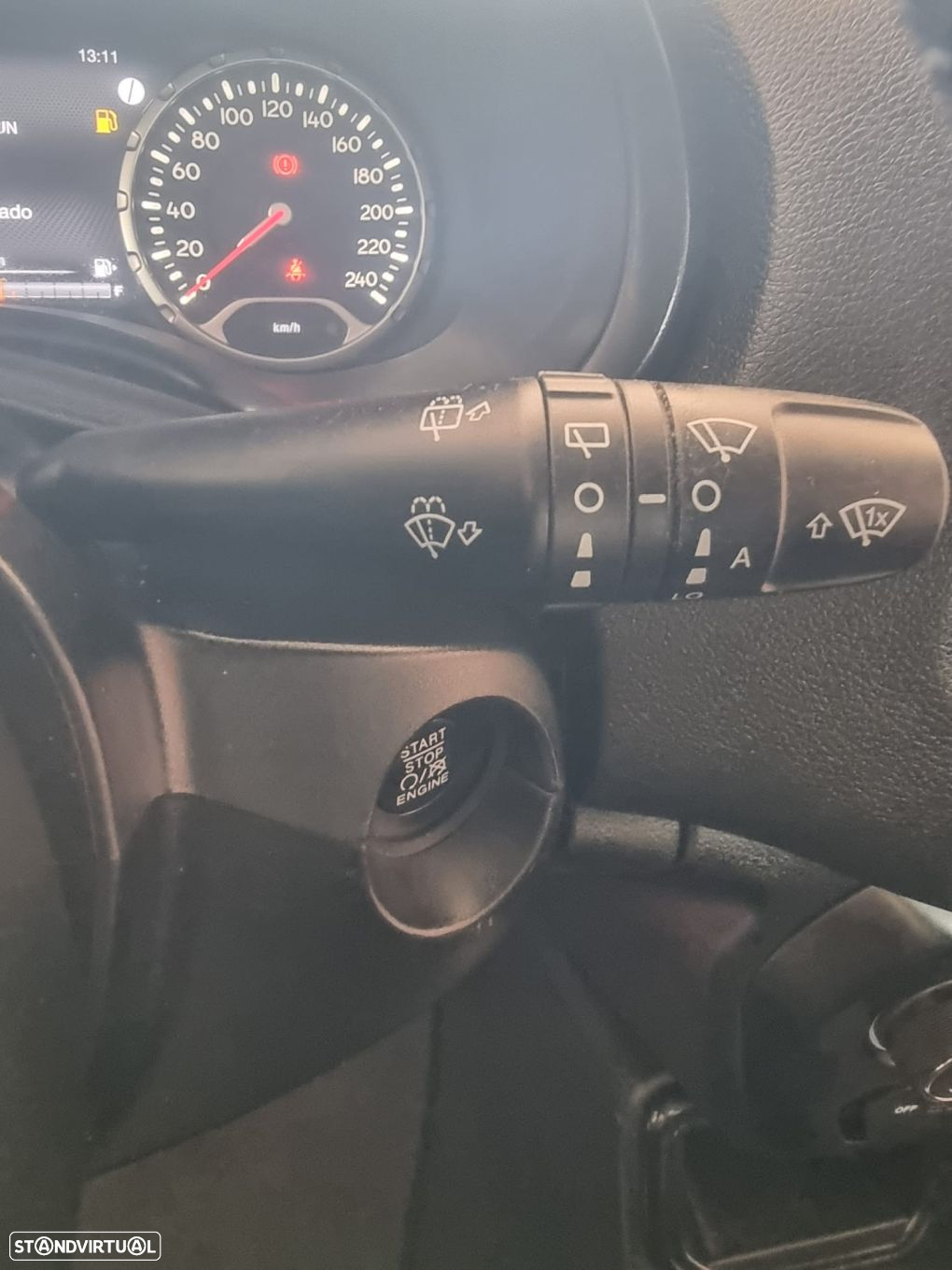Jeep Renegade 1.0 T Limited - 31