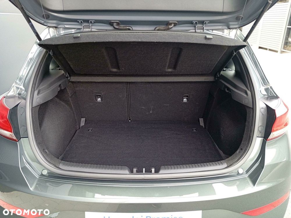Hyundai i30 1.5 T-GDI 48V Modern - 17