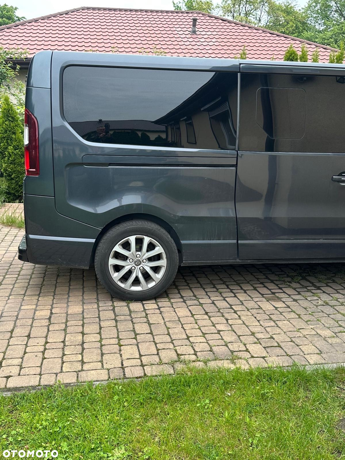 Opel Vivaro L2H1 2,9t Edition Business - 2