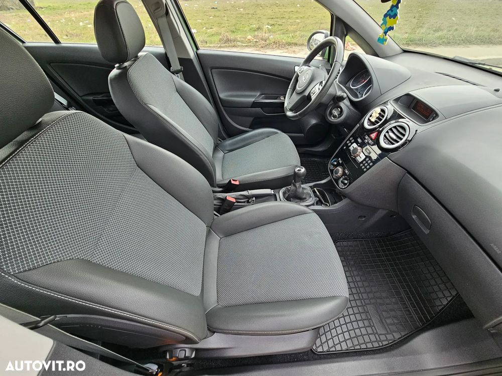 Opel Corsa 1.2 16V Innovation - 13