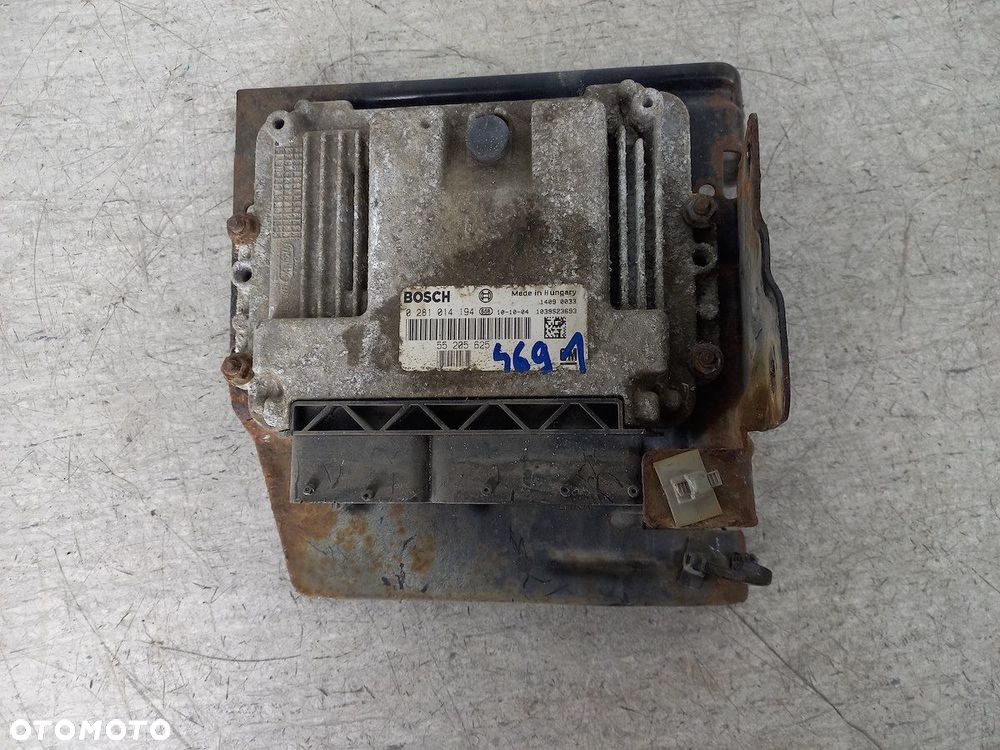 KOMPUTER, STEROWNIK OPEL ZAFIRA B 0281014194  55205625 1.9 CDTI - 1