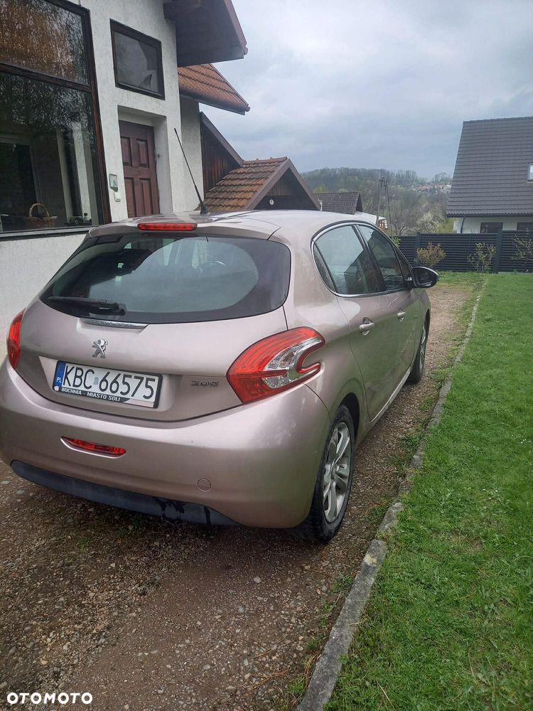 Peugeot 208 1.2 VTi Allure - 3