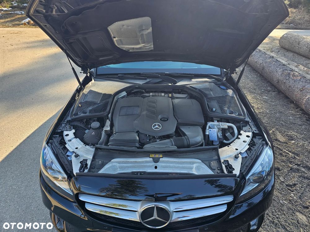 Mercedes-Benz Klasa C 300 d 4MATIC 9G-TRONIC - 11