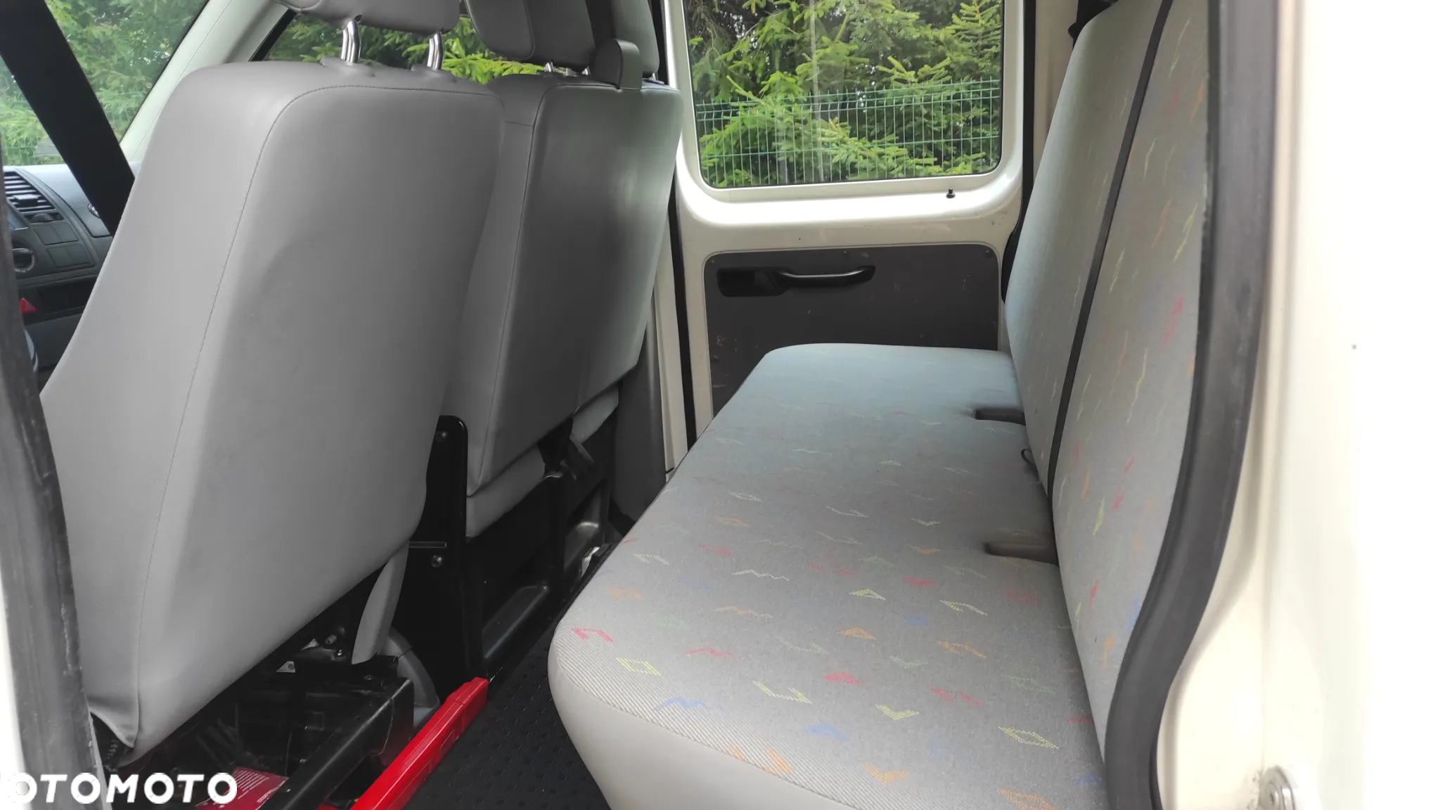Volkswagen TRANSPORTER DOKA 5 OSÓB POLSKI SALON MAŁY PRZEBIEG - 9