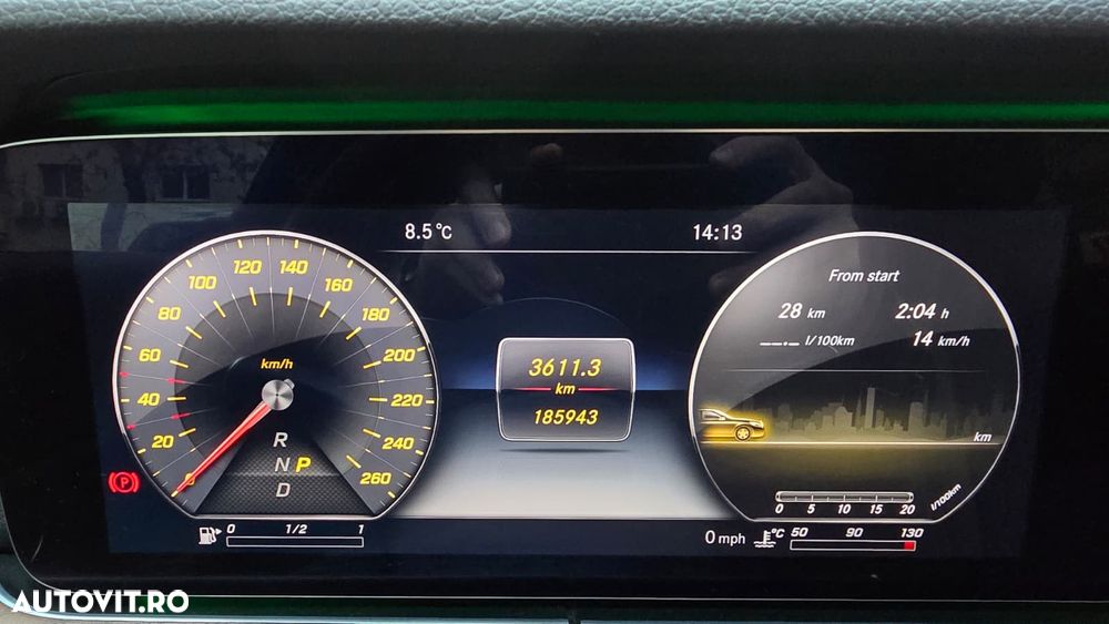 Mercedes-Benz E 220 d 4Matic T 9G-TRONIC Avantgarde - 11