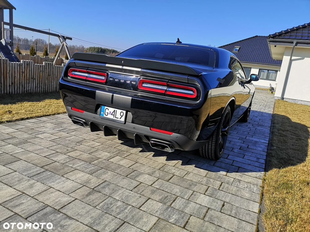 Dodge Challenger Automatik R/T Plus - 8