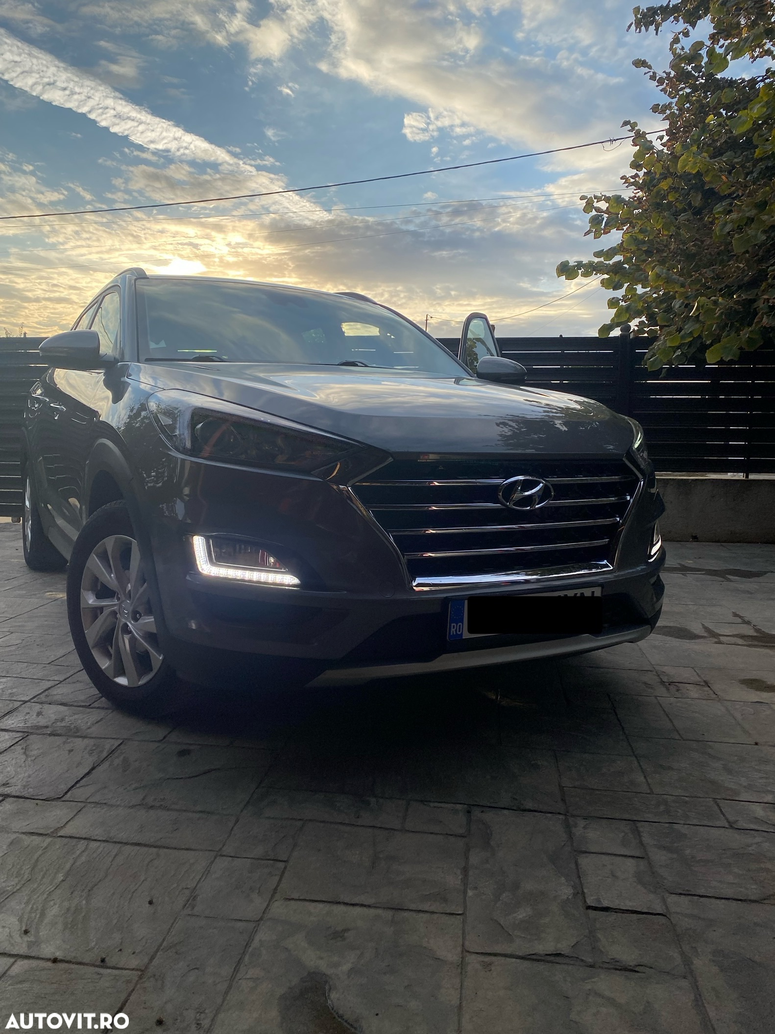 Hyundai Tucson - 2
