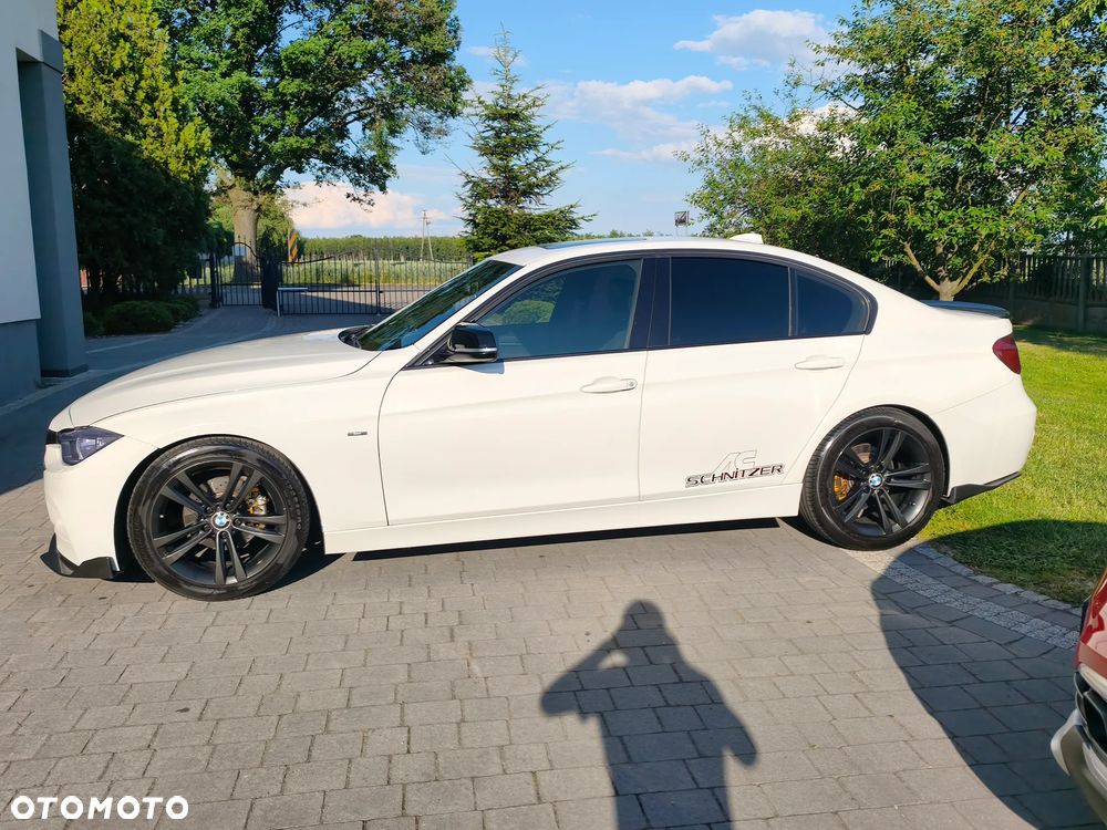 BMW Seria 3 318d Sport Line - 4