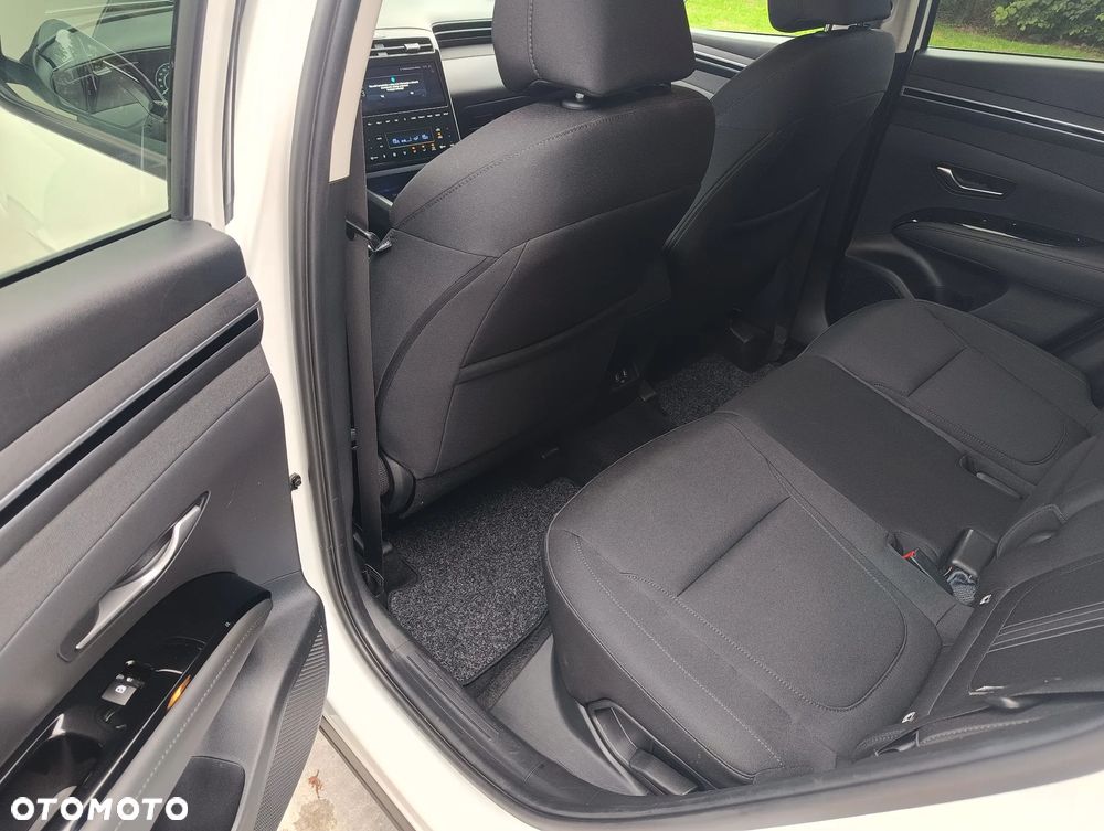 Hyundai Tucson 1.6 T-GDi 48V-Hybrid 2WD DCT Blackline - 11