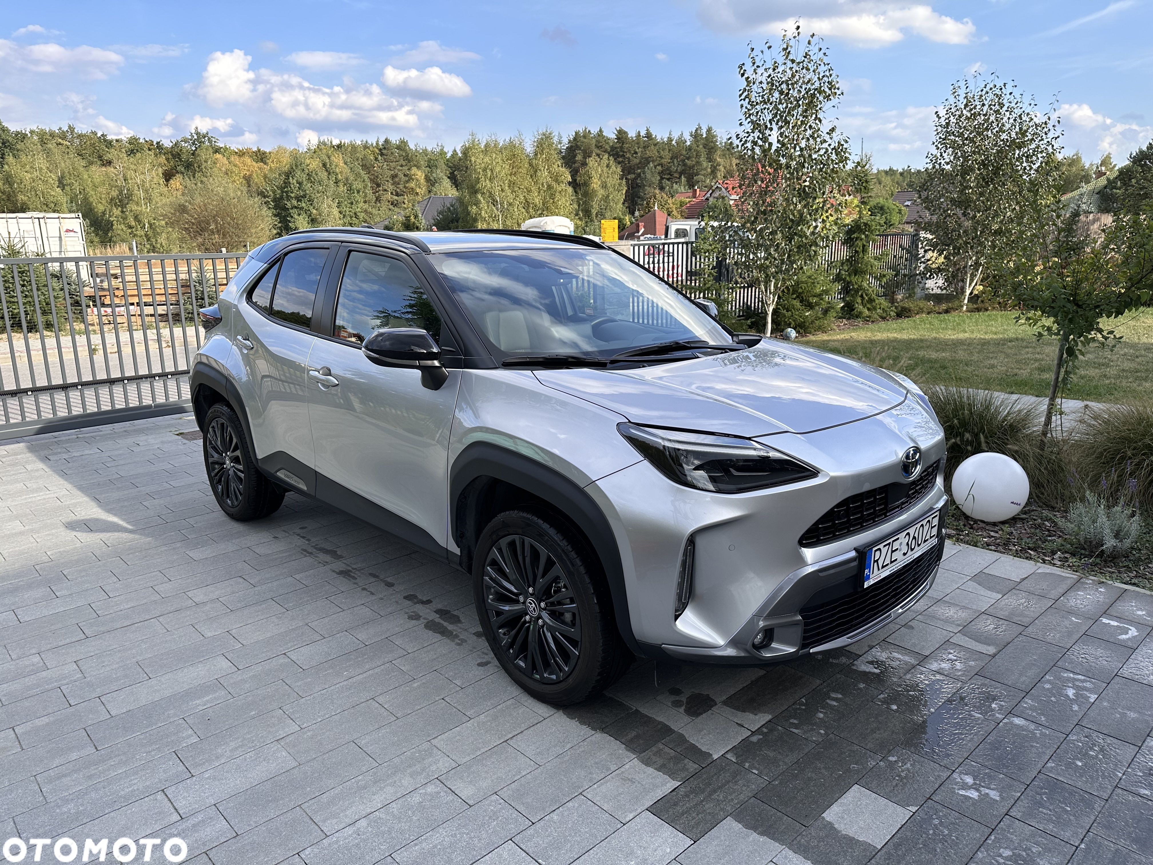 Toyota Yaris Cross Hybrid 1.5 Adventure - 1