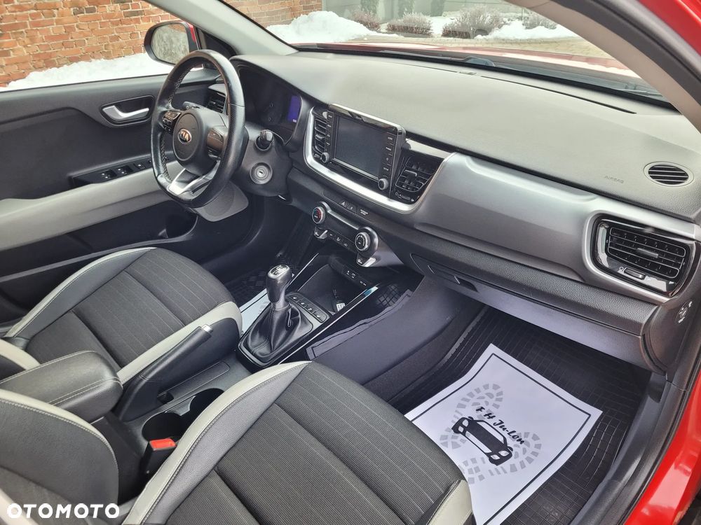 Kia Stonic 1.4 L - 17