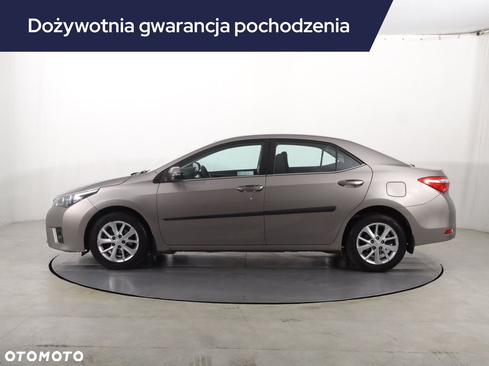 Toyota Corolla - 4