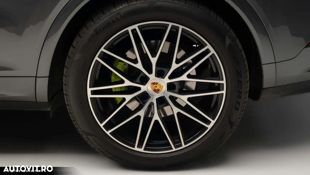 Porsche Cayenne E-Hybrid - 16