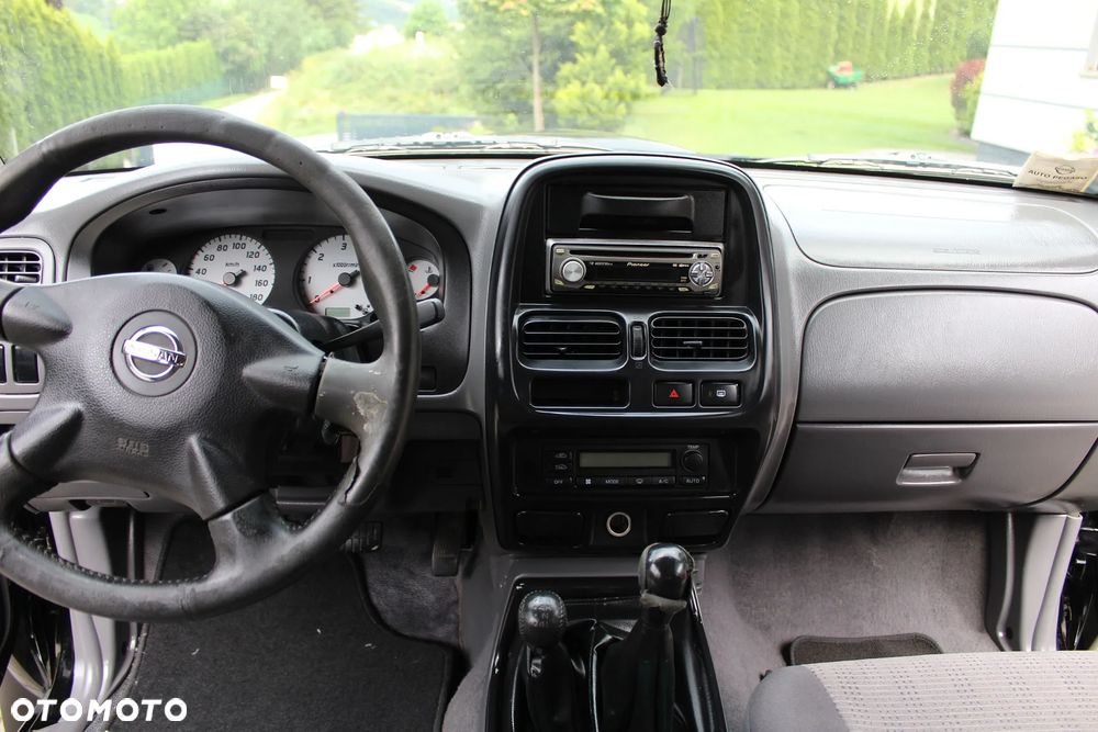 Nissan Pickup Navara - 17
