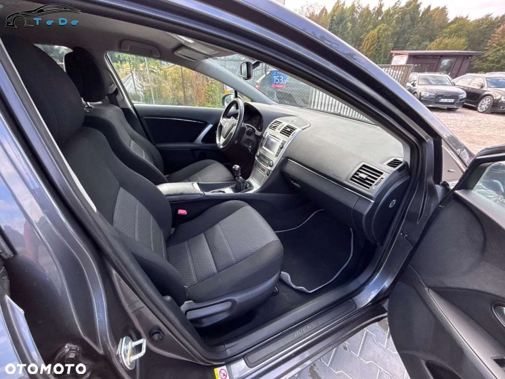 Toyota Avensis 2.0 D-4D Premium - 28