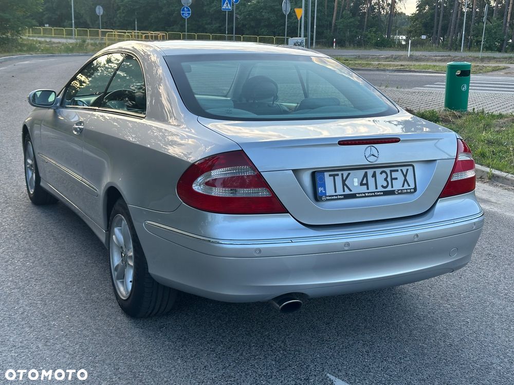Mercedes-Benz CLK - 22