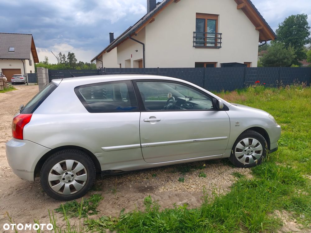 Toyota Corolla 1.6 VVT-i Sol - 5