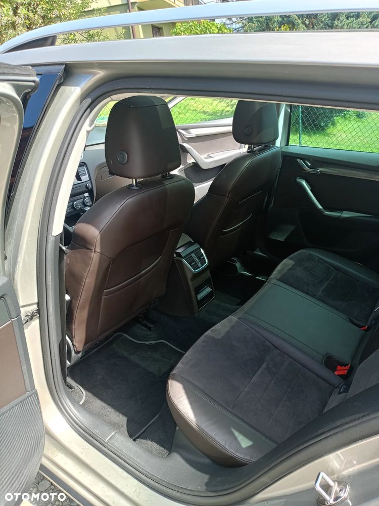 Skoda Octavia Combi 2.0 TDI 4x4 DSG Scout - 12