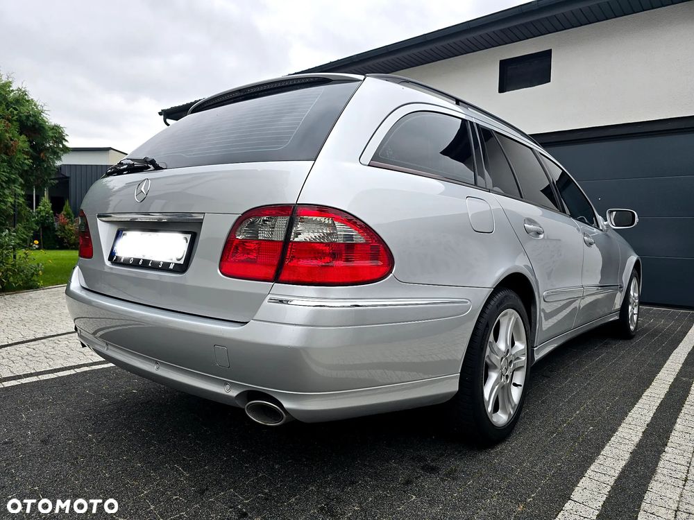 Mercedes-Benz Klasa E 320 CDI 4-Matic Avantgarde - 28
