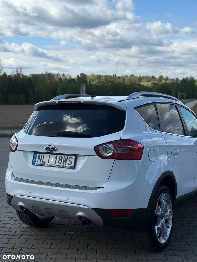 Ford Kuga 2.0 TDCi 4x4 Titanium - 28