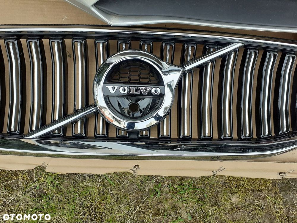 Zderzak przód Volvo S60 III V60 II 18-22r 31690589 - 10