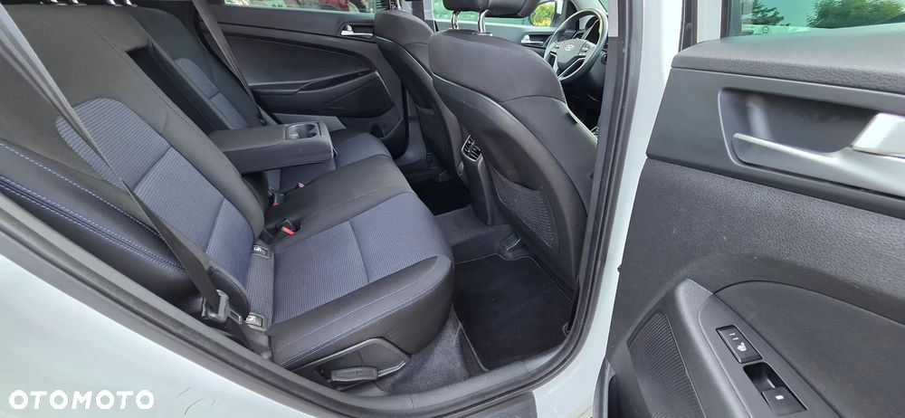 Hyundai Tucson 1.7 CRDI BlueDrive Design 2WD DCT - 27