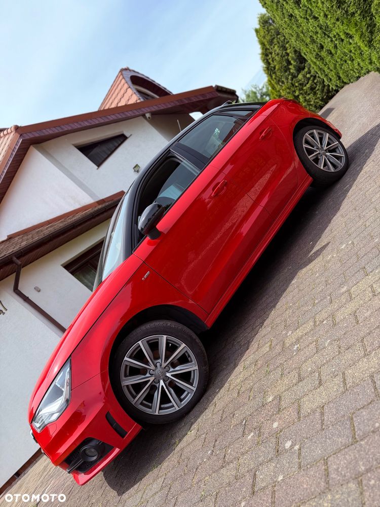 Audi A1 Sportback 1.2 TFSI S line Sportpaket - 2
