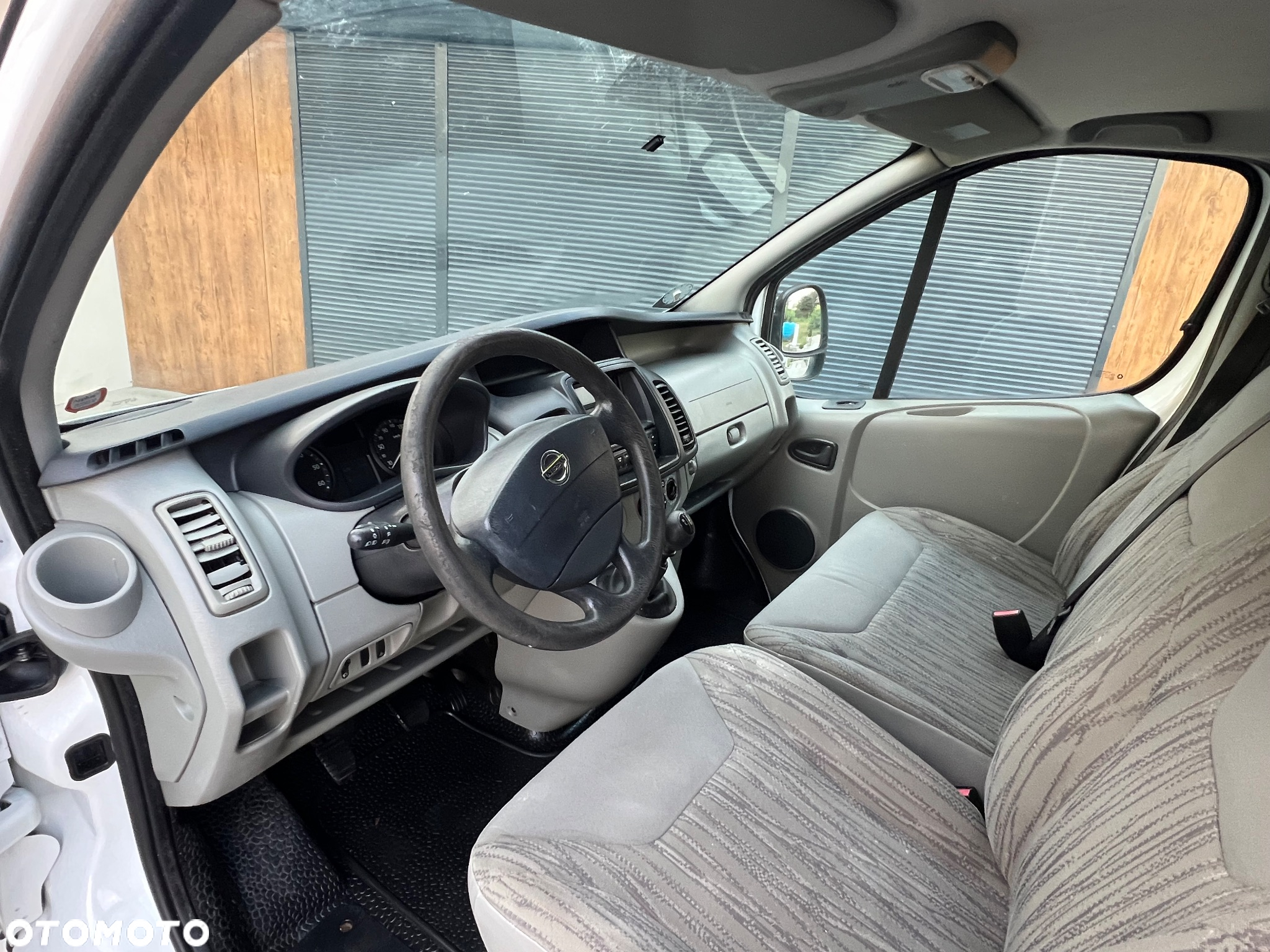 Nissan Primaster - 20