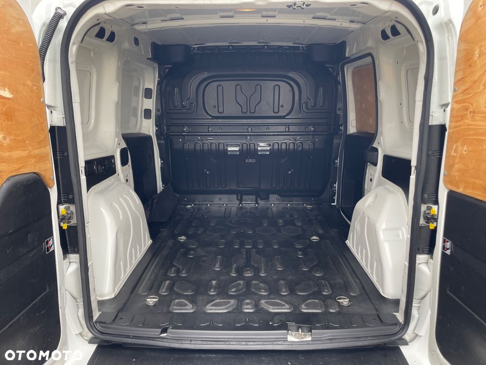 Fiat DOBLO - 8