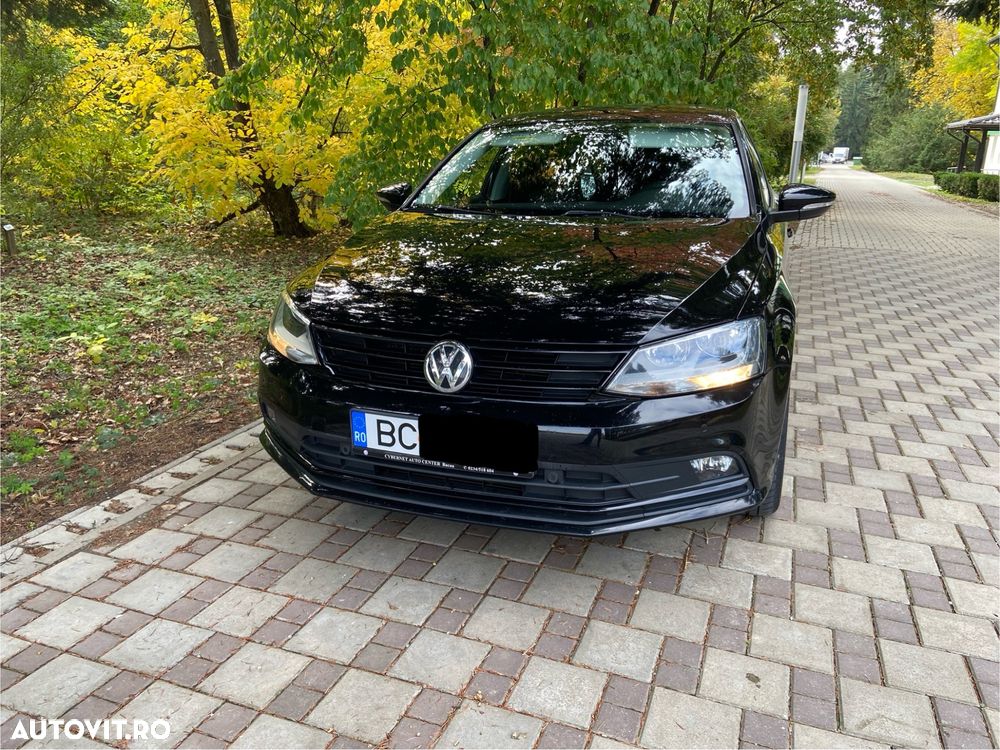 Volkswagen Jetta 1.2 TSI Trendline - 2