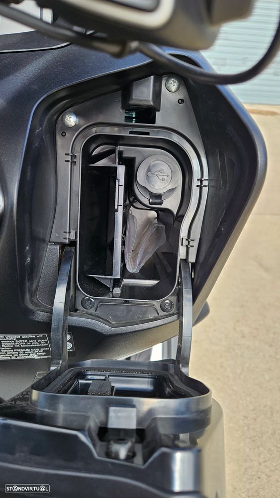 Yamaha TMAX TECHMAX - 30