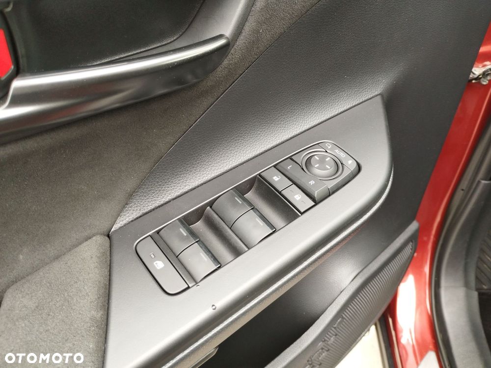 Toyota C-HR - 16